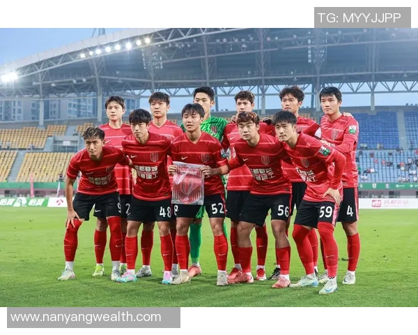 足球战术：成都足球队的盯防体系